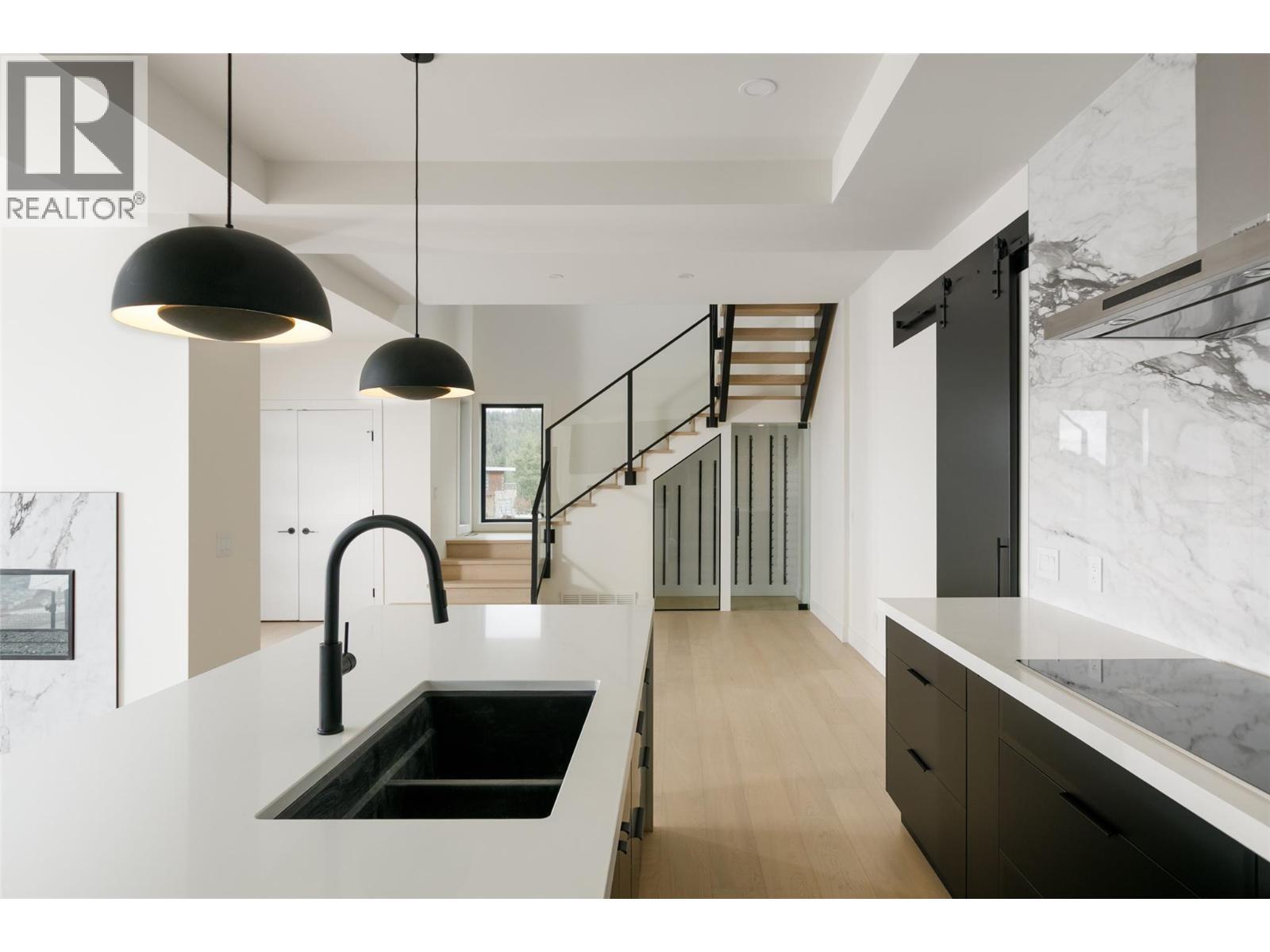 130 Flagstone Rise. Naramata, British Columbia