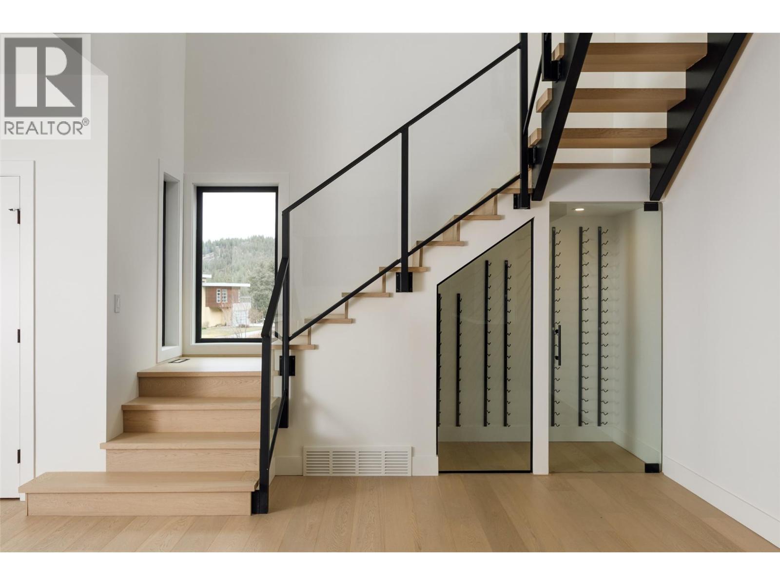 130 Flagstone Rise. Naramata, British Columbia