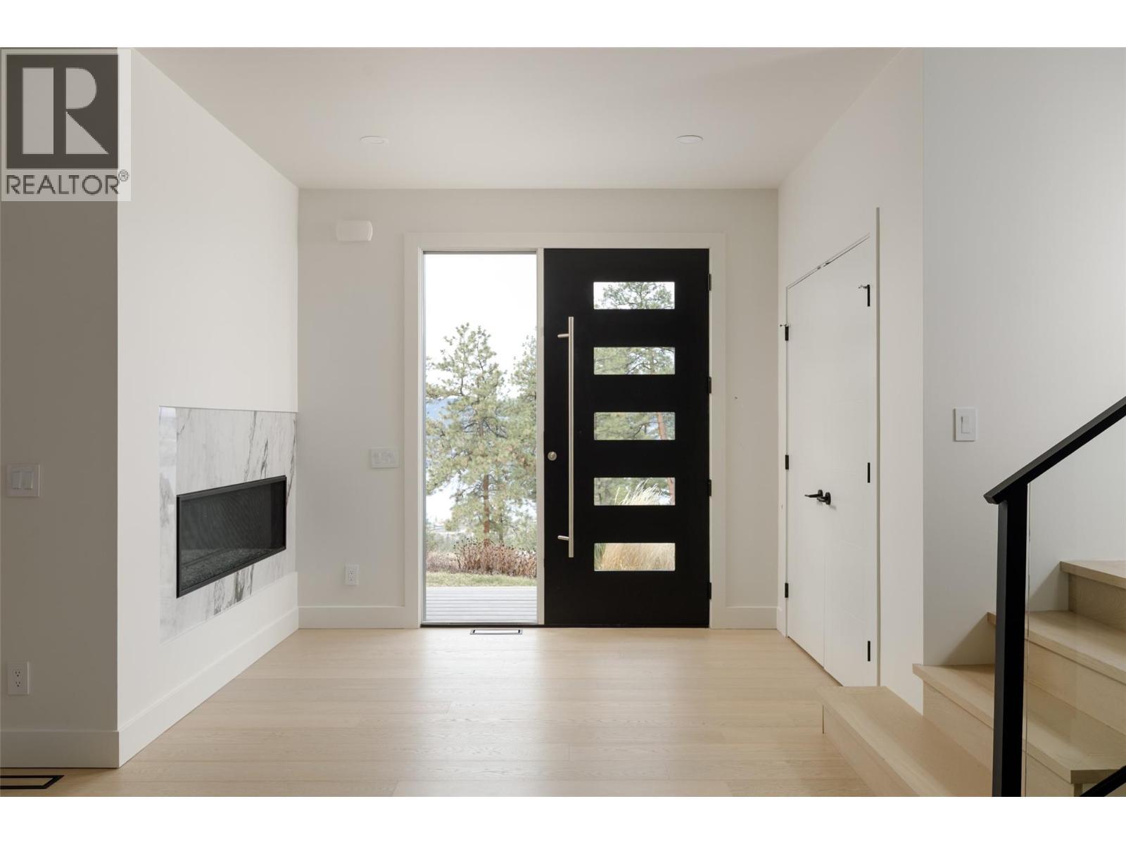 130 Flagstone Rise. Naramata, British Columbia