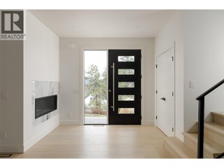 130 Flagstone Rise. Naramata, British Columbia