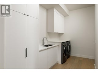 130 Flagstone Rise. Naramata, British Columbia