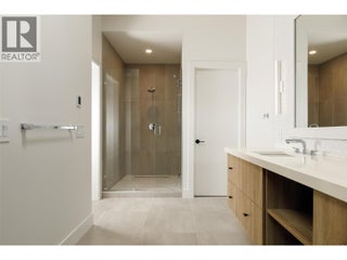 130 Flagstone Rise. Naramata, British Columbia