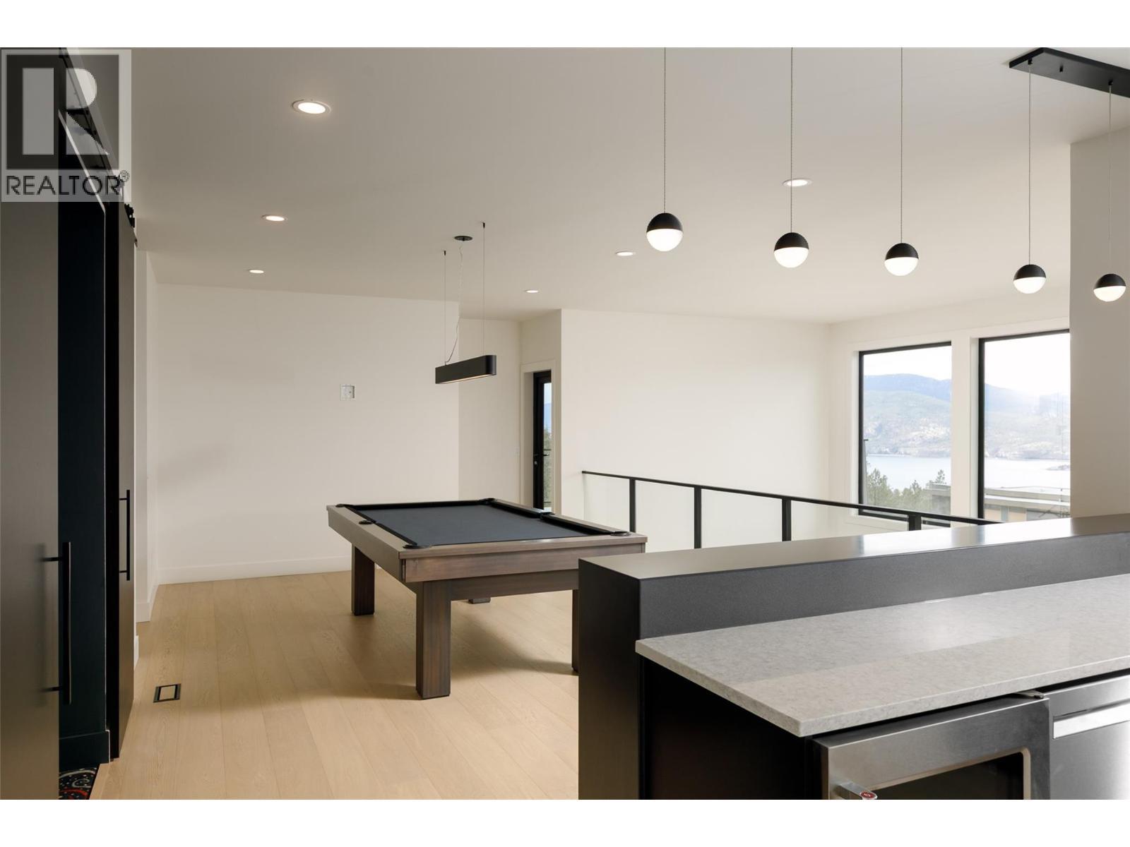 130 Flagstone Rise. Naramata, British Columbia