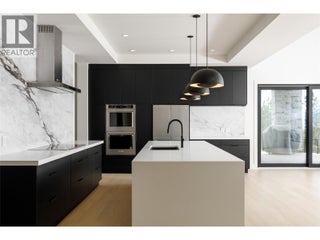 130 Flagstone Rise. Naramata, British Columbia