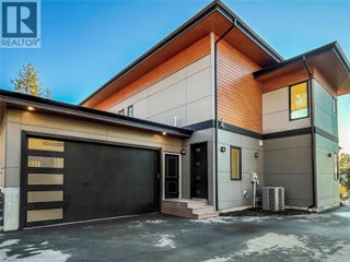 130 Flagstone Rise. Naramata, British Columbia