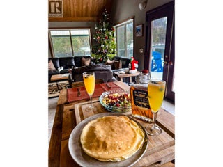 7068 Gun Lake West Road. Gold Bridge, British Columbia