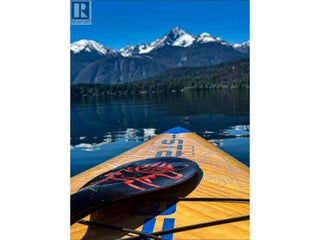 7068 Gun Lake West Road. Gold Bridge, British Columbia