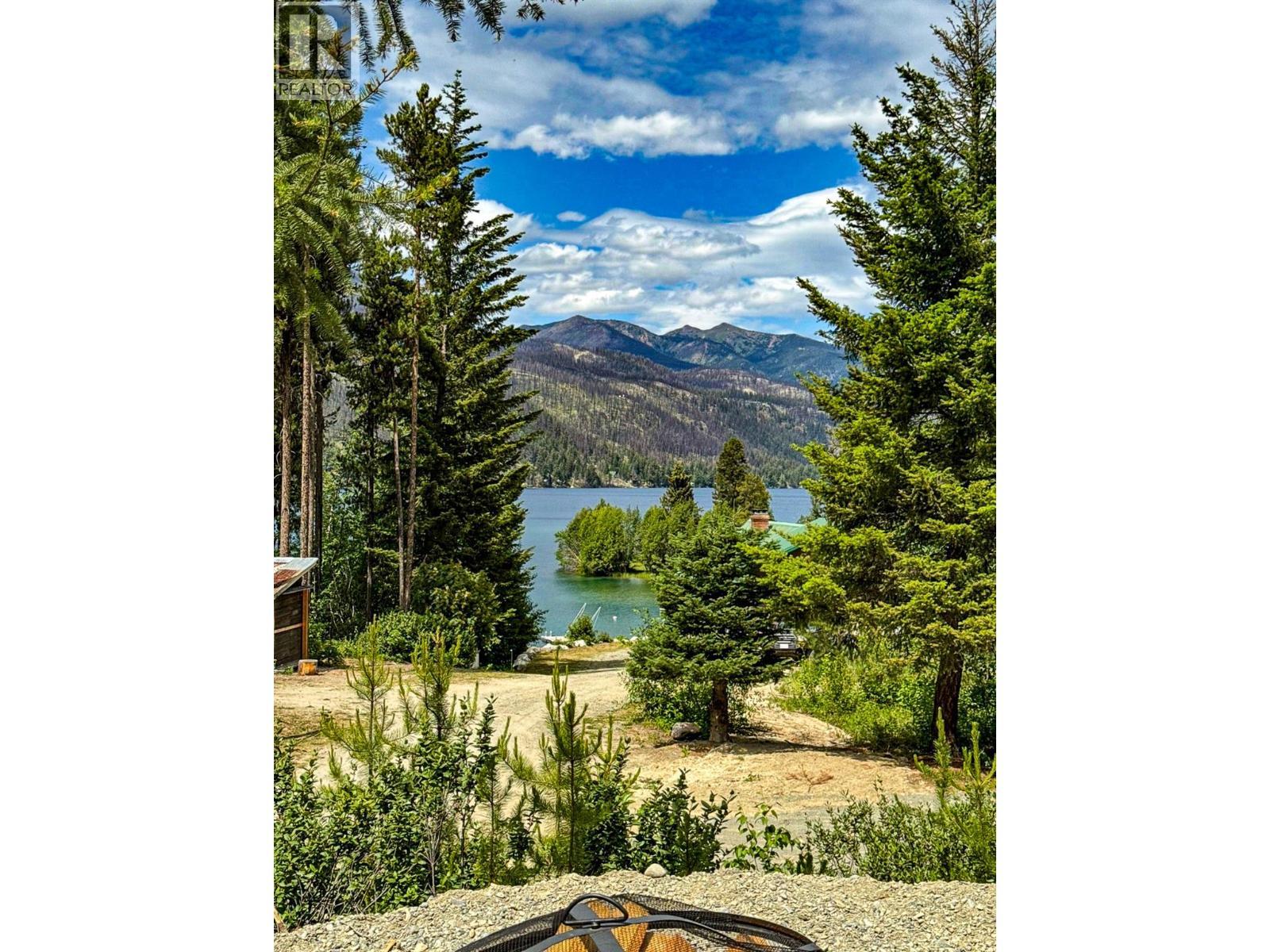 7068 Gun Lake West Road. Gold Bridge, British Columbia