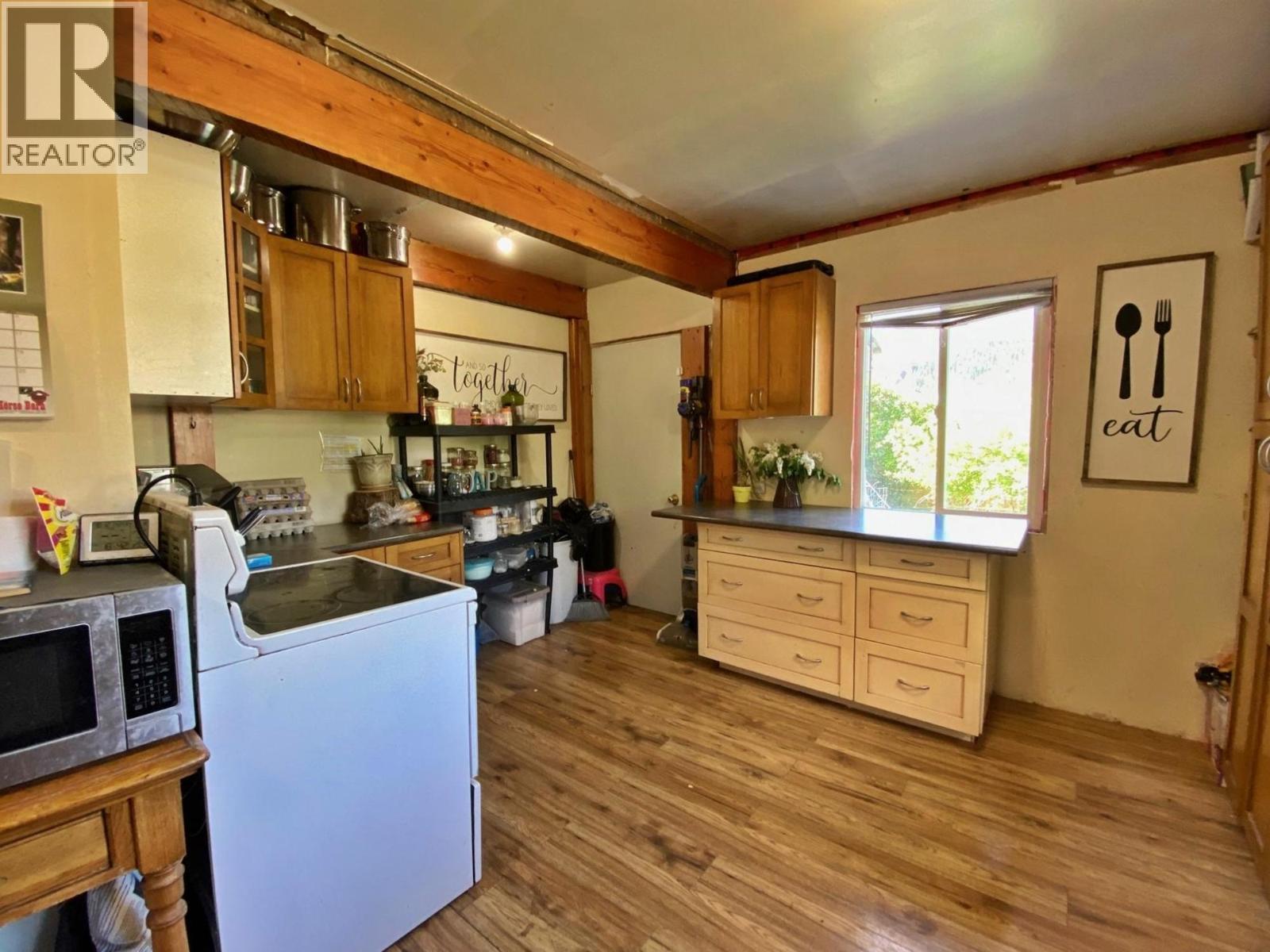 9857-9861 Church Street. Little Fort, British Columbia