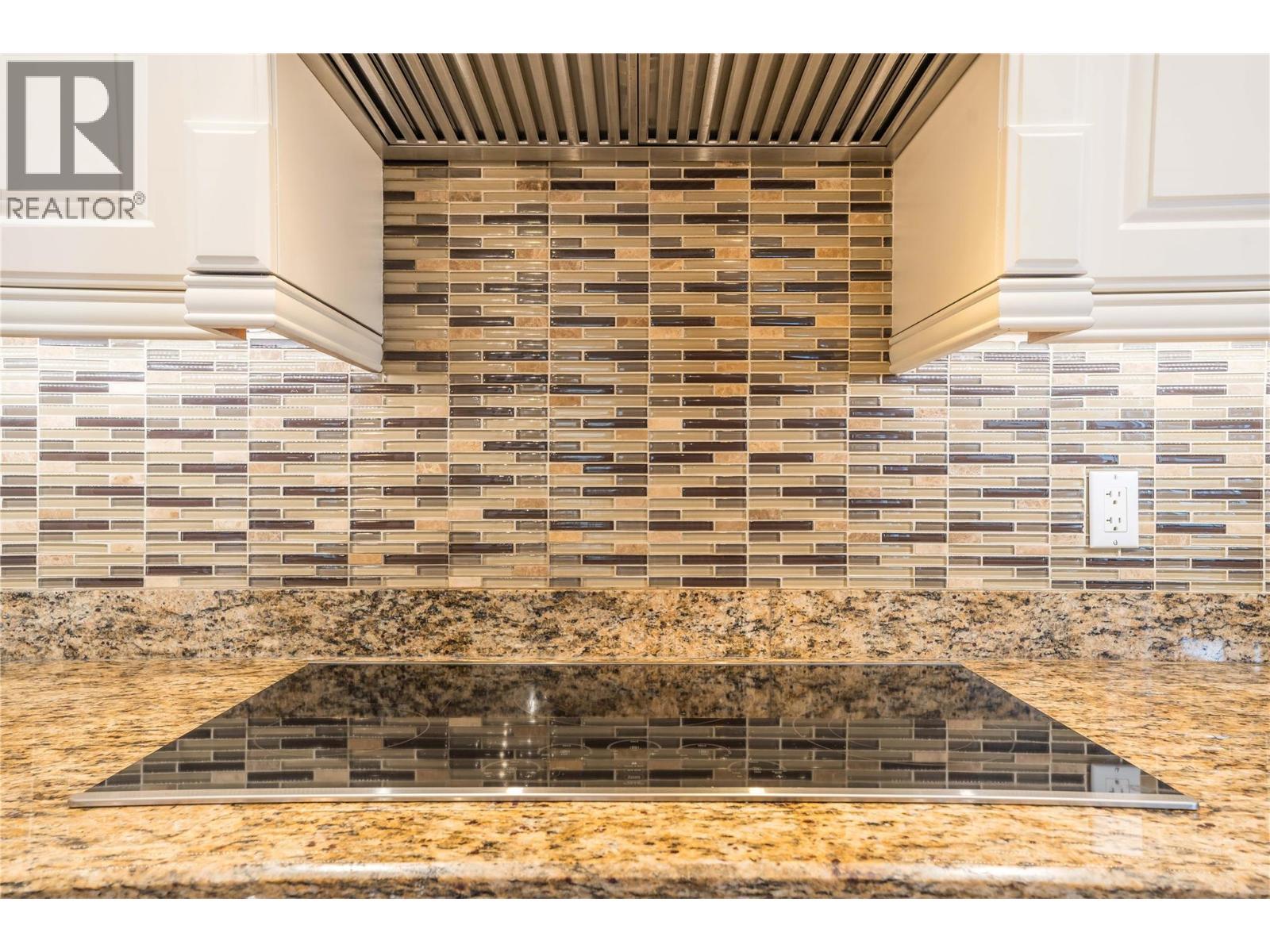 186 Jewel Place. Summerland, British Columbia