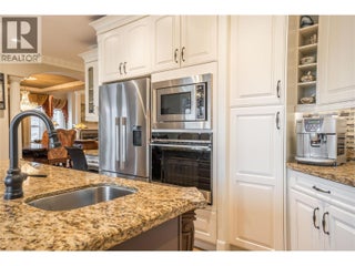 186 Jewel Place. Summerland, British Columbia