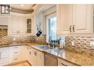 186 Jewel Place. Summerland, British Columbia