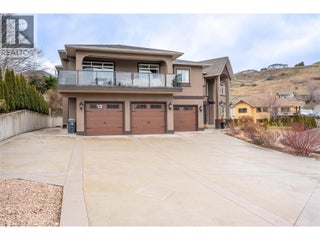 186 Jewel Place. Summerland, British Columbia