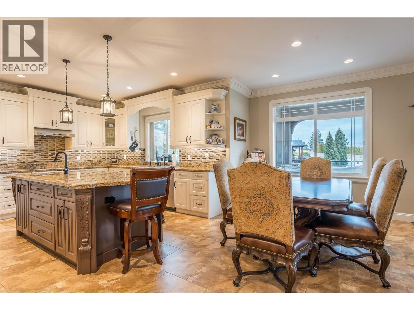 186 Jewel Place. Summerland, British Columbia