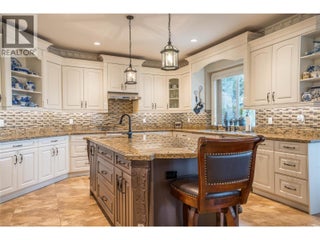 186 Jewel Place. Summerland, British Columbia