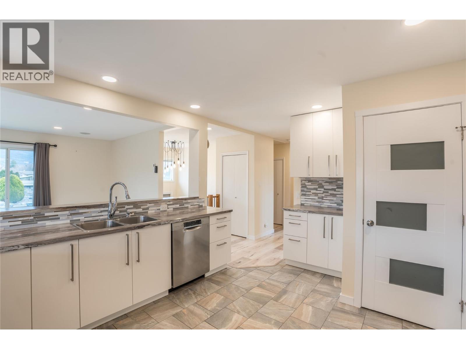 5010 Croil Avenue. Summerland, British Columbia