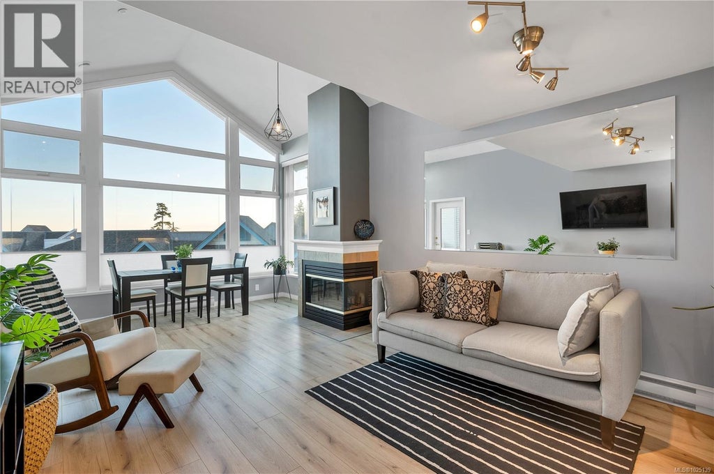 407 350 Island Highway S, Campbell River