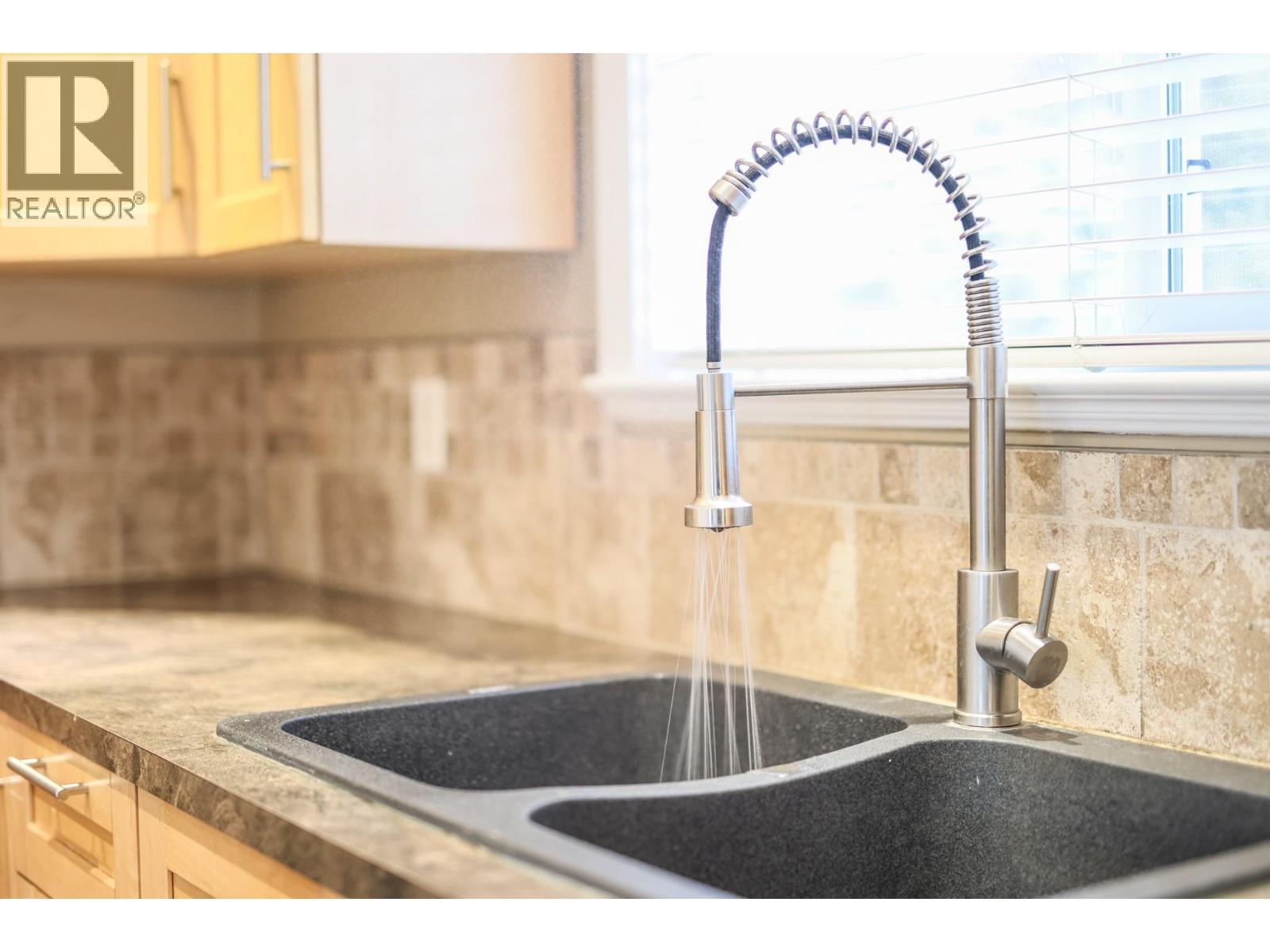 3 Cactus Crescent Unit# 3. Osoyoos, British Columbia