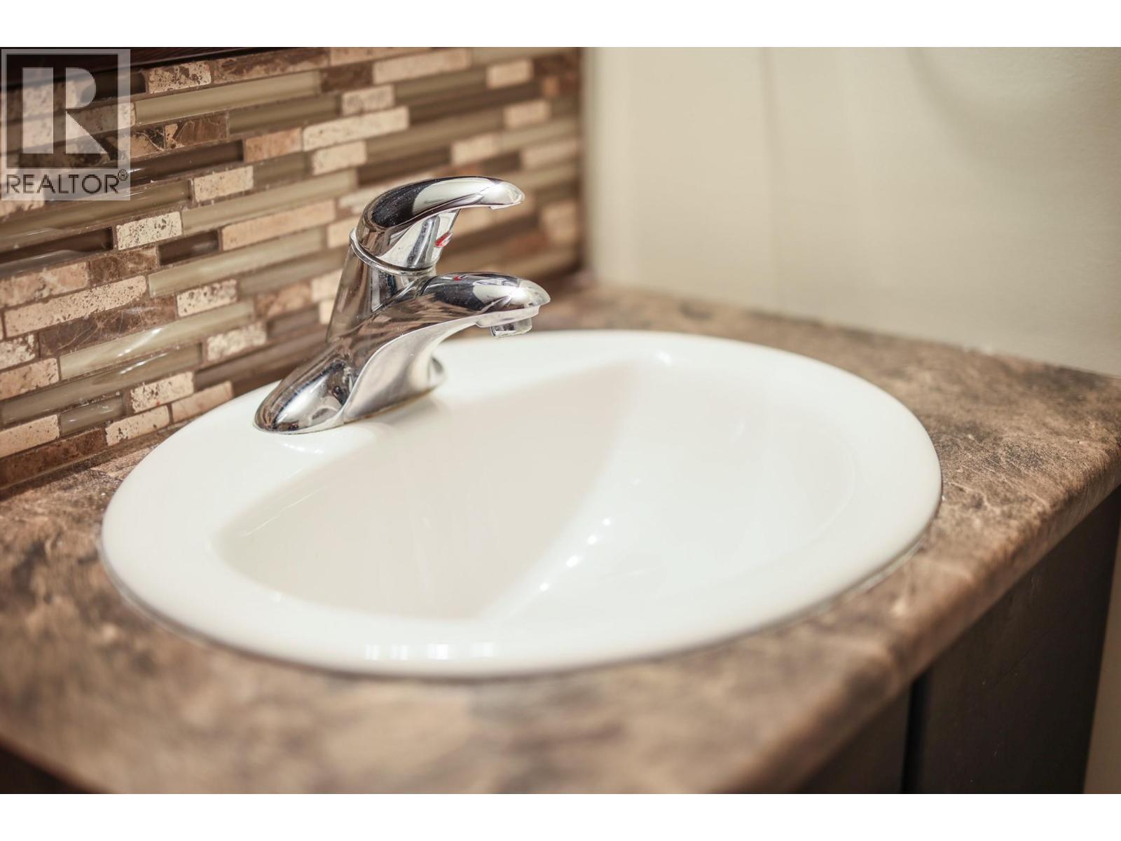 3 Cactus Crescent Unit# 3. Osoyoos, British Columbia