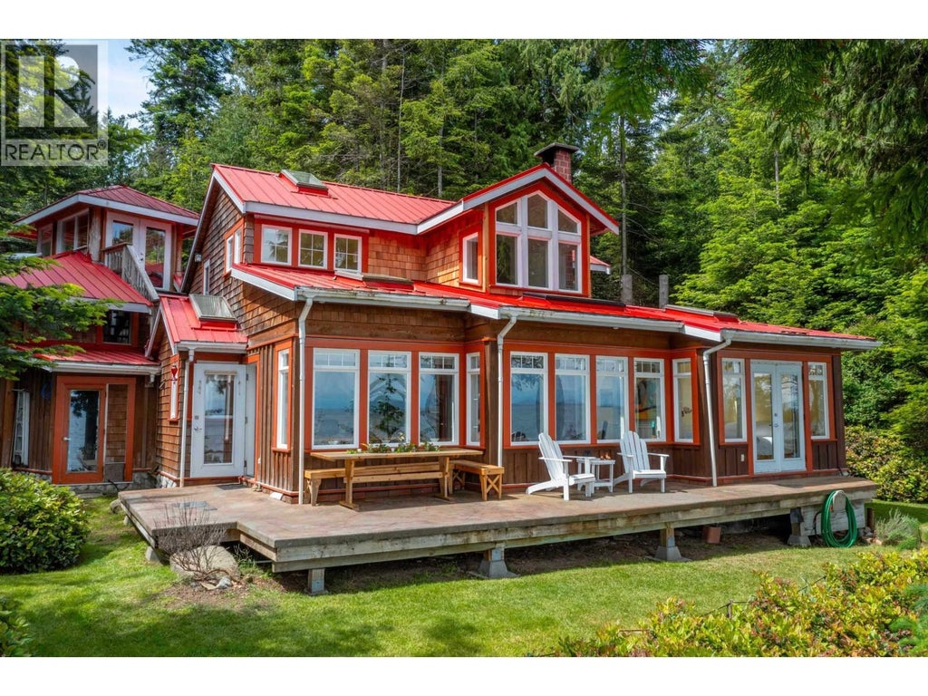 105 Island Park Drive, Galiano Island