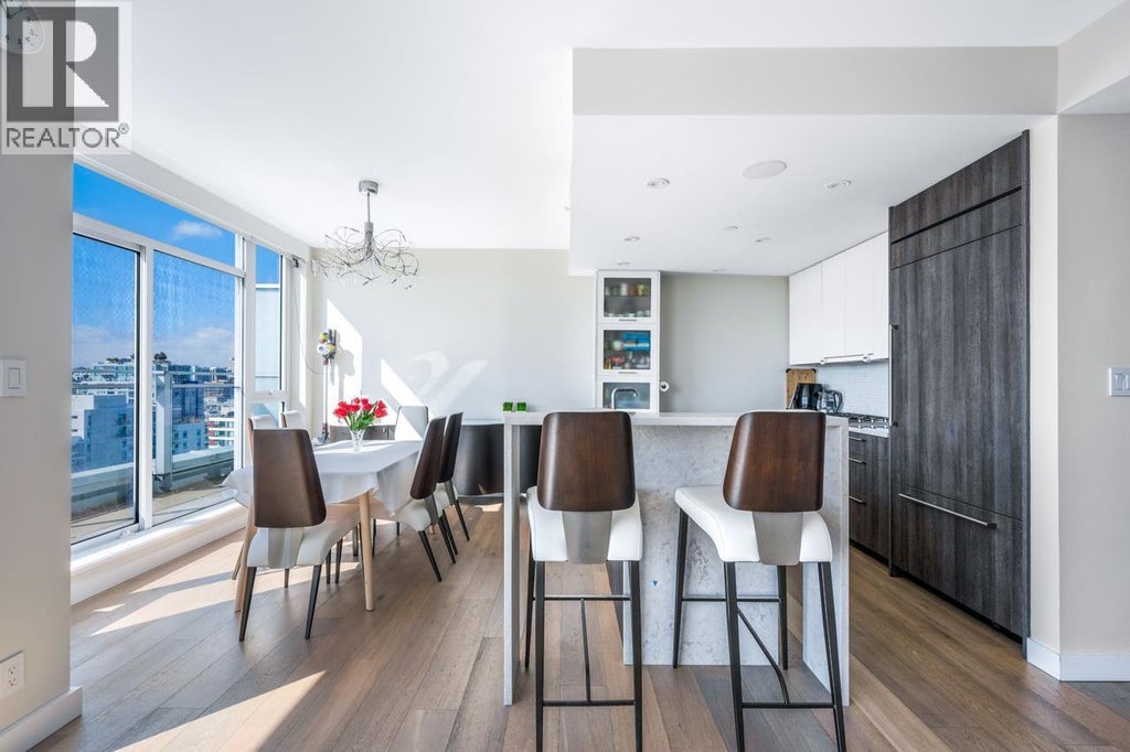 2101 1618 Quebec Street, Vancouver