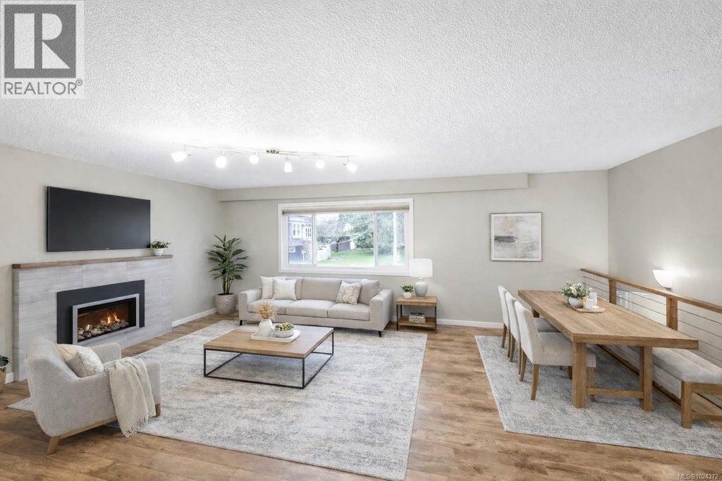 532 Bowlsby Place, Victoria