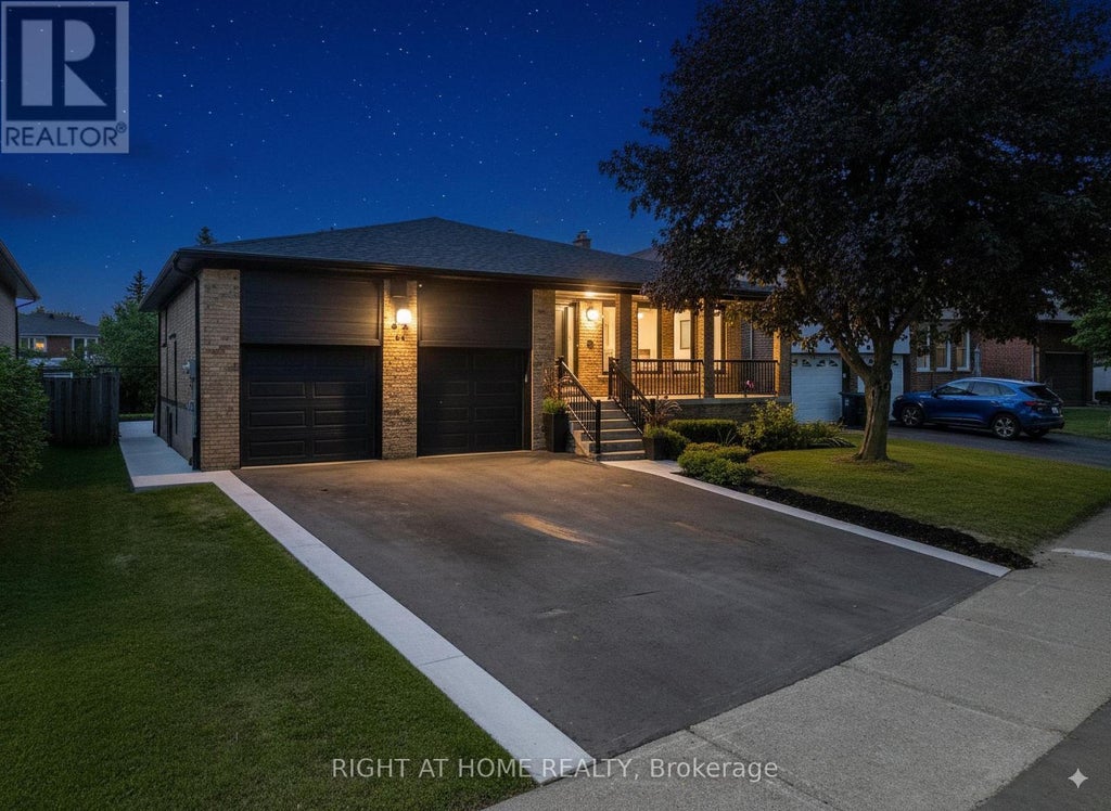 44 Beamsville Drive, Toronto (steeles)