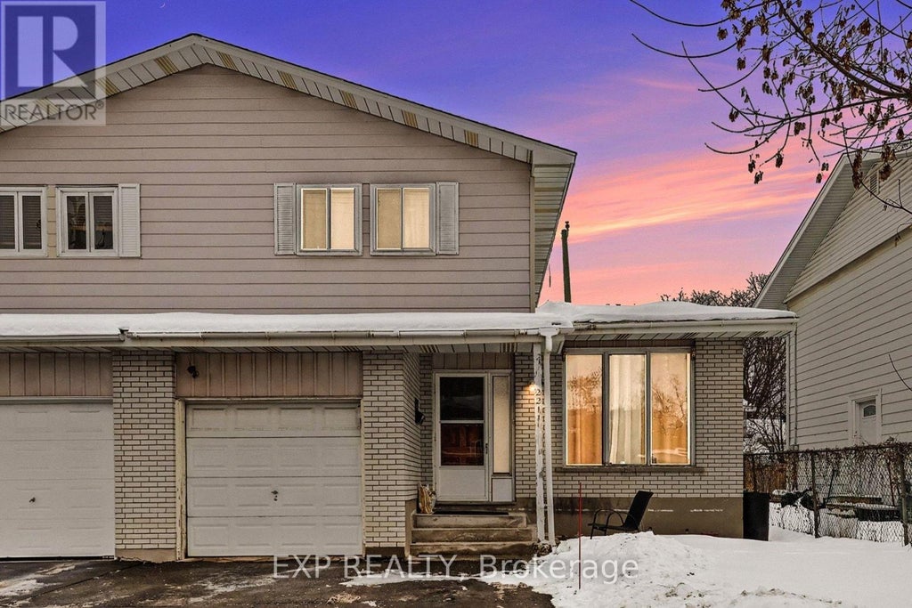 2211 Street Laurent Boulevard, Ottawa