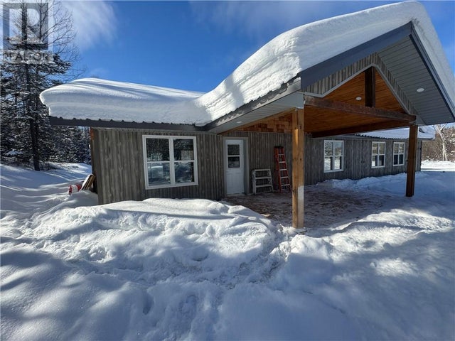 8707 Highway 535 N, Markstay