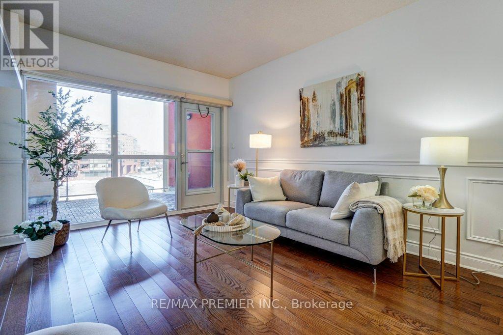 401 - 160 Woodbridge Avenue, Vaughan (west Woodbridge)