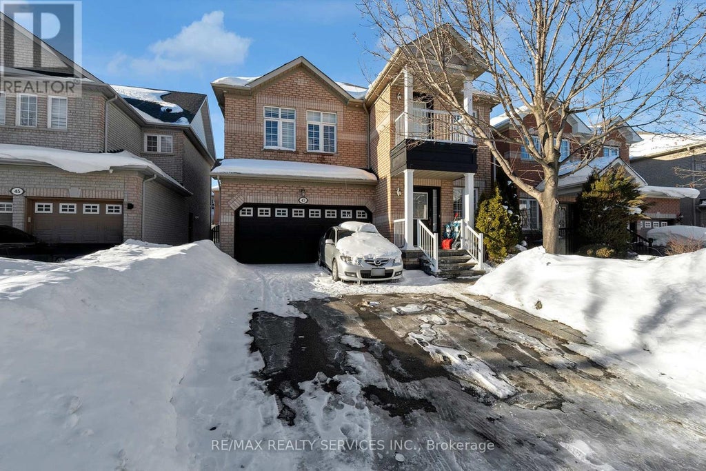 43 Masters Green Crescent, Brampton (snelgrove)