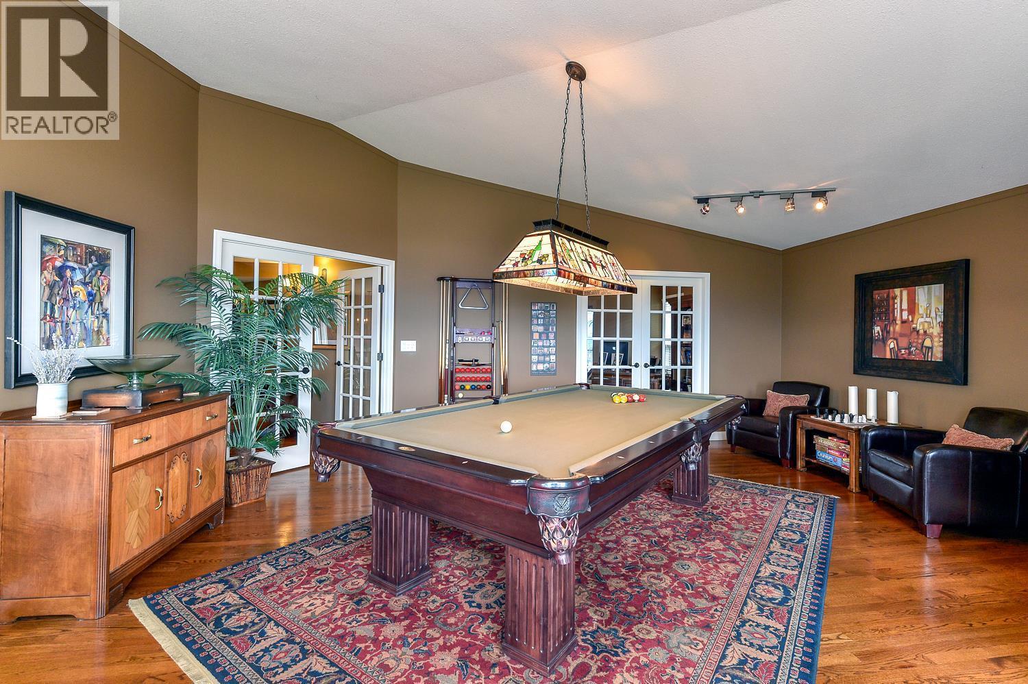 1837 Shaleridge Place. West Kelowna, British Columbia