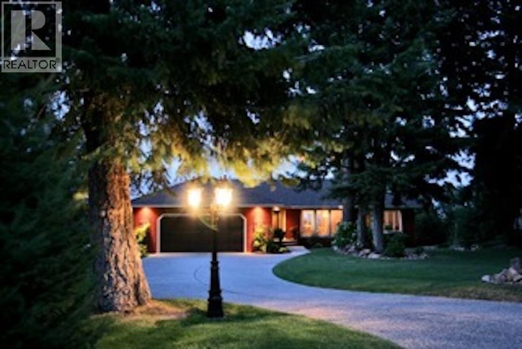 1837 Shaleridge Place. West Kelowna, British Columbia