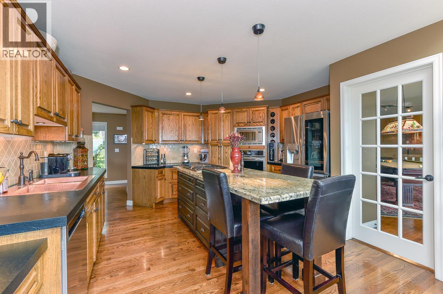 1837 Shaleridge Place. West Kelowna, British Columbia