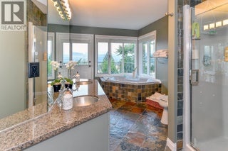 1837 Shaleridge Place. West Kelowna, British Columbia