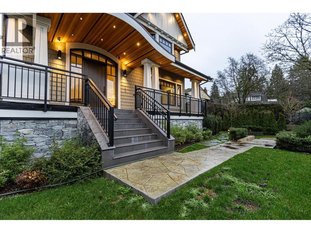 2051 W King Edward Avenue, Vancouver