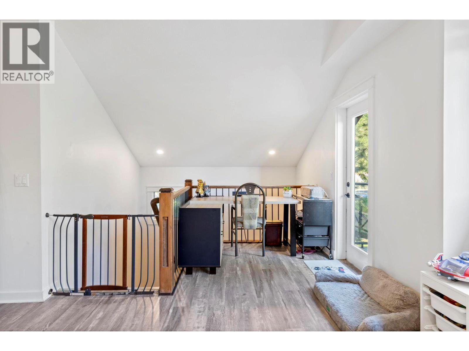 511 Yates Road Unit# 227. Kelowna, British Columbia