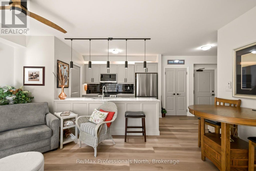 302 - 391 James Street W, Gravenhurst (muskoka (s))