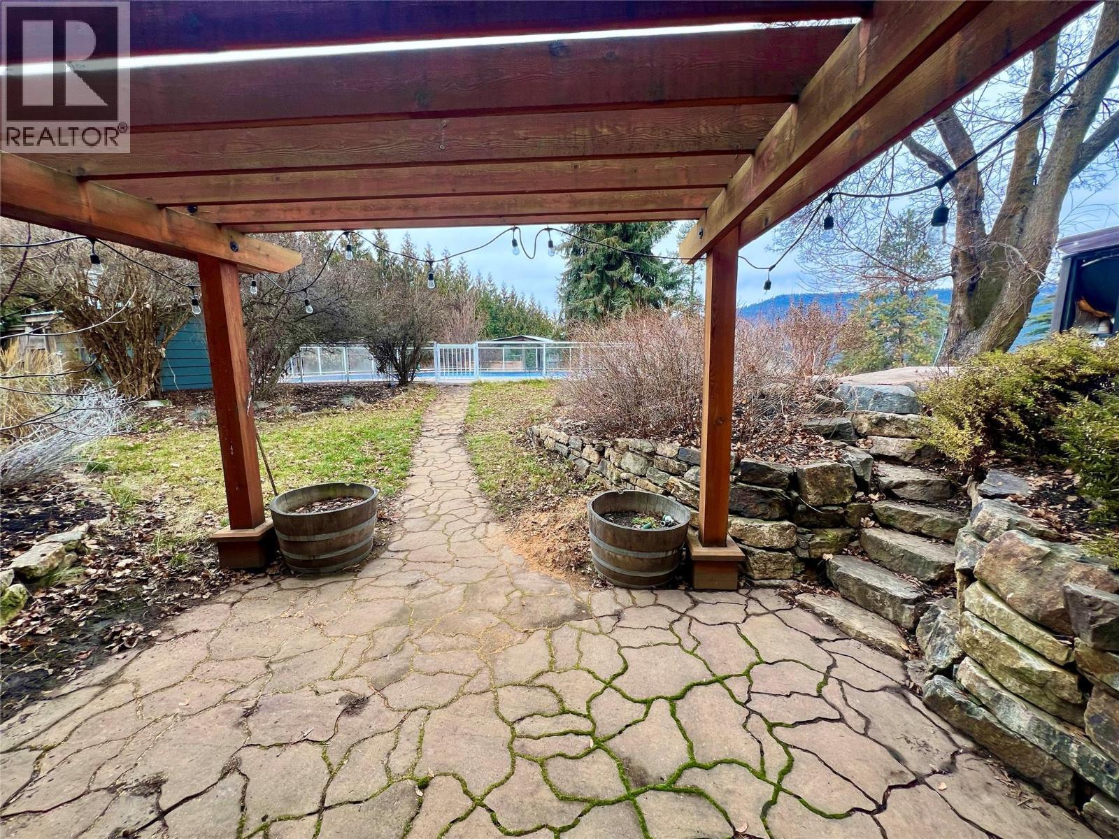 12914 Oyama Road. Lake Country, British Columbia