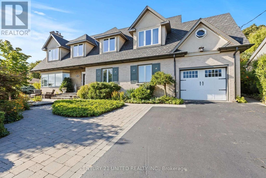 882 Danforth Place, Burlington (bayview)