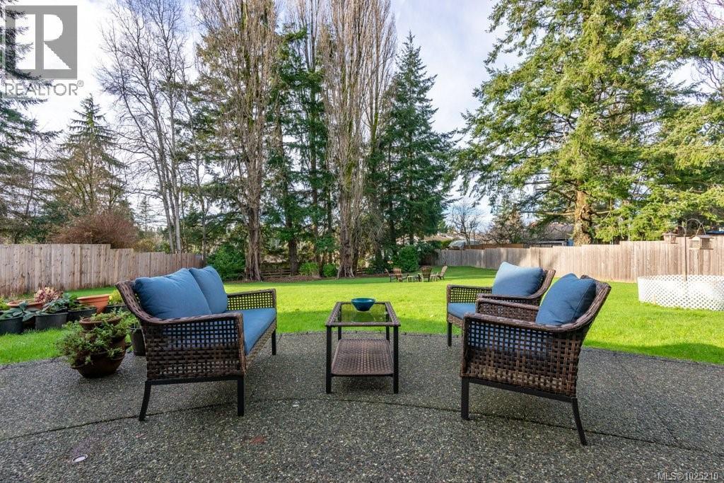 80 Masters Road, Campbell River