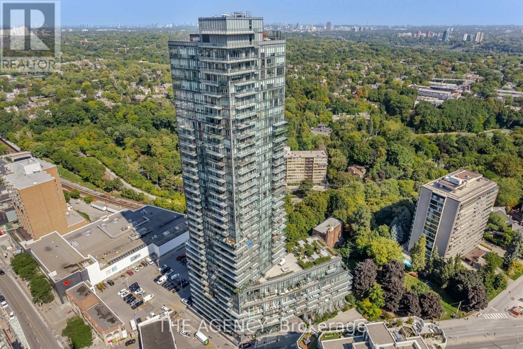 105 - 825 Church Street, Toronto (rosedale-Moore Park)