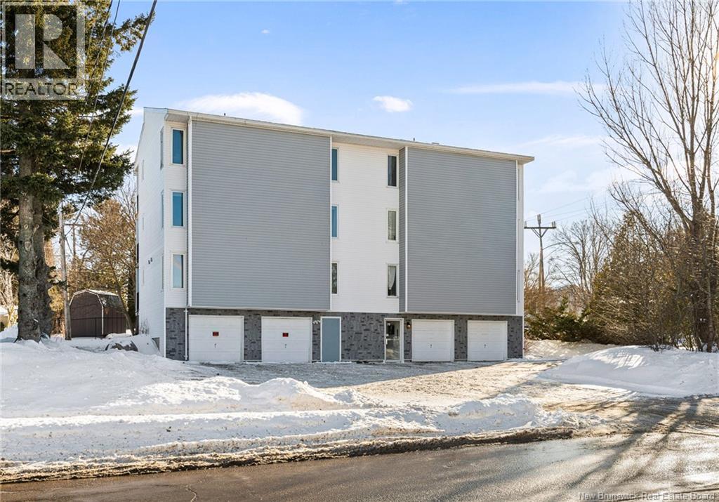 72 Kendra St Unit#4, Moncton