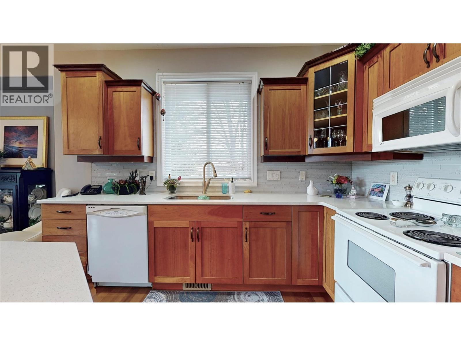 2523 Golf View Crescent. Blind Bay, British Columbia