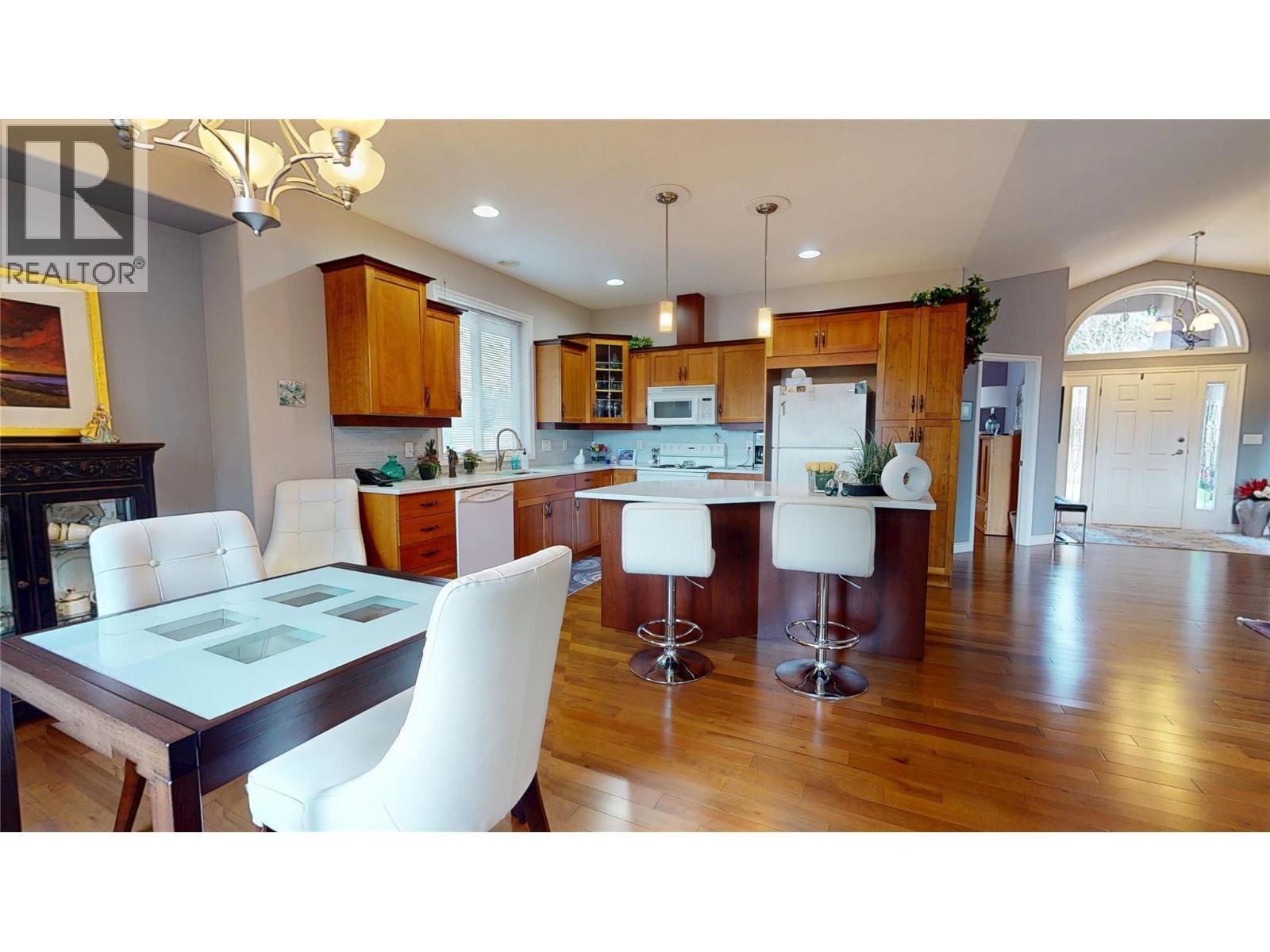 2523 Golf View Crescent. Blind Bay, British Columbia