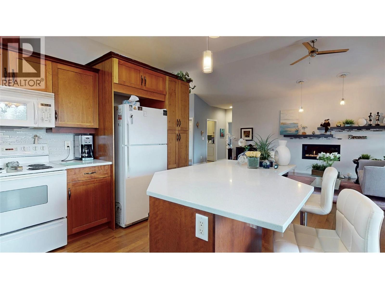 2523 Golf View Crescent. Blind Bay, British Columbia