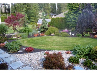 2523 Golf View Crescent. Blind Bay, British Columbia