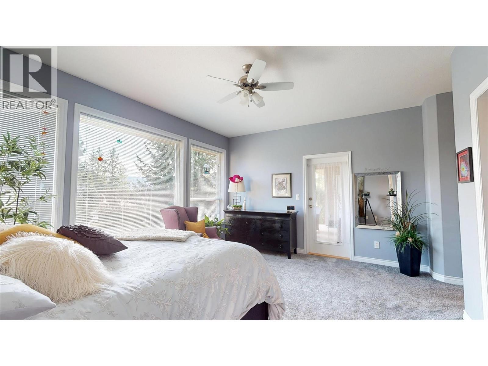 2523 Golf View Crescent. Blind Bay, British Columbia