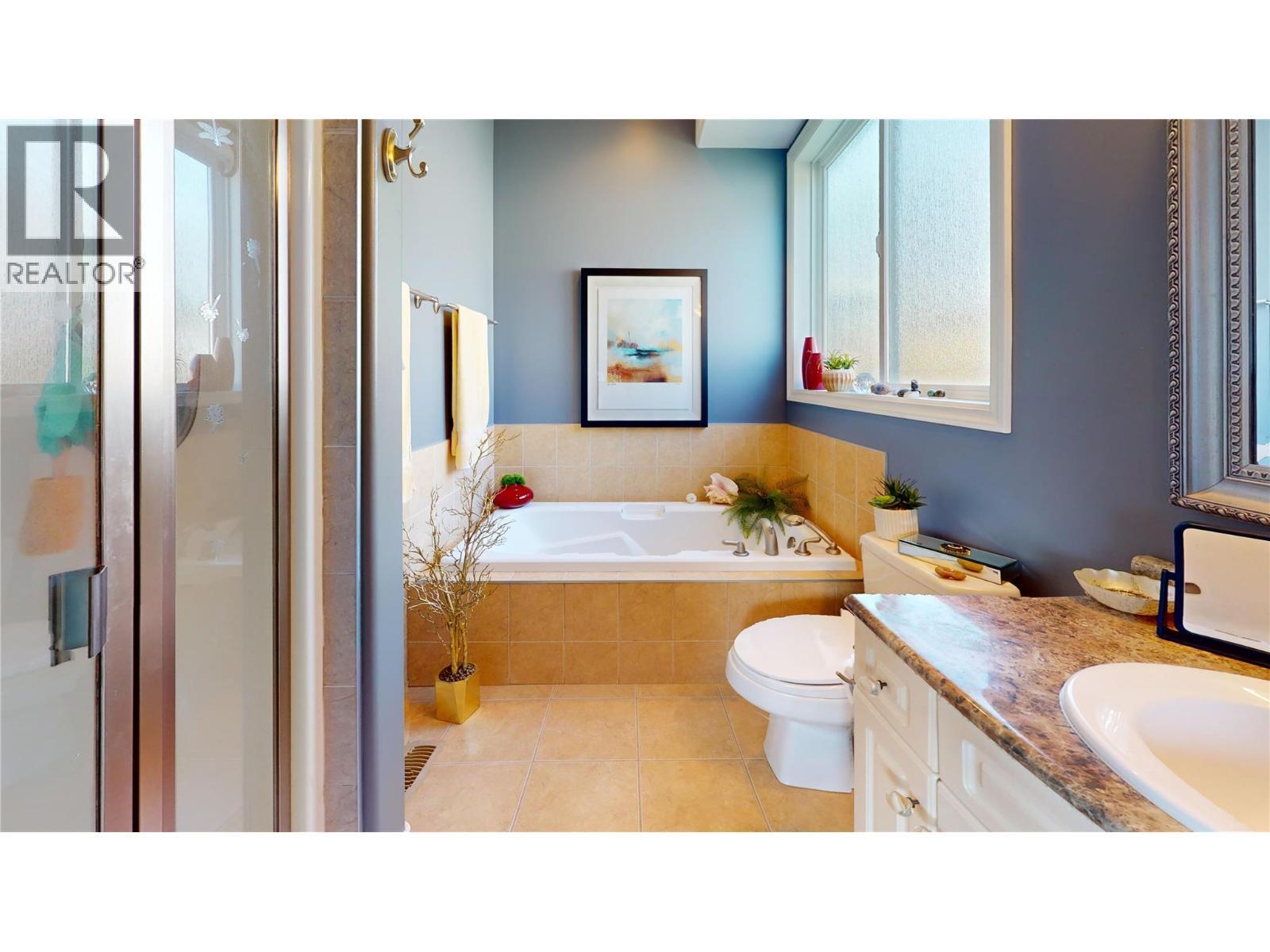 2523 Golf View Crescent. Blind Bay, British Columbia