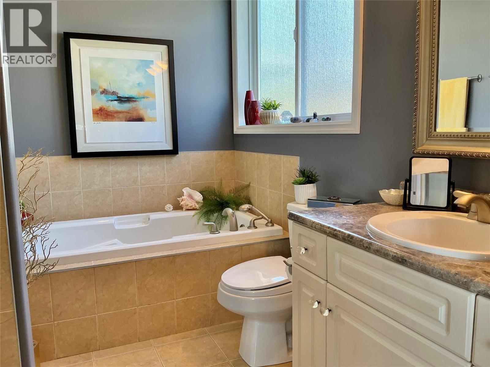 2523 Golf View Crescent. Blind Bay, British Columbia